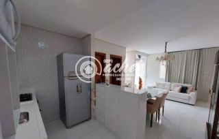 Casa Duplex em Buraquinho - Mobiliada