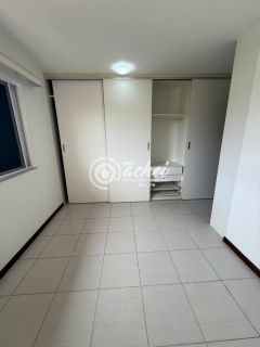 Casa 4/4 nascente para locação no Condomínio Vog Ville