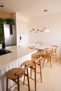 Apartamento 2/4 com Vista Mar no Coração de Vilas do Atlântico