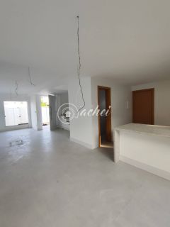 Casa 4/4 em Vilas do Atlântico Lauro de Freitas