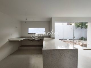 Casa 4/4 em Vilas do Atlântico Lauro de Freitas