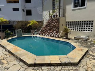 Casa 3/4 dentro de Alameda fechada à venda em Vilas do Atlântico