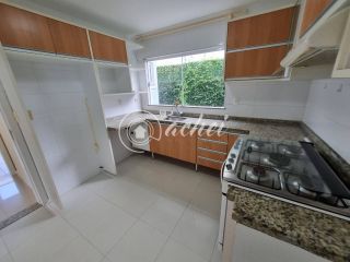 Casa de Condomínio 4/4 nascente para locação em Buraquinho