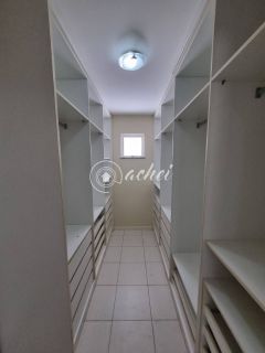 Casa de Condomínio 4/4 nascente para locação em Buraquinho