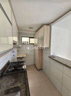 Apartamento com 2/4, sendo 1 suíte no Ed Maré Nostrum