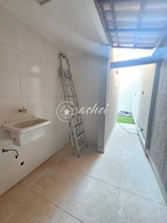 Casa 5/4 em Vilas do Atlântico