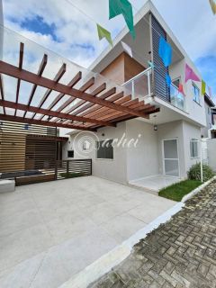 Casa 4/4 em condomínio Buraquinho Lauro de Freitas