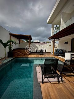Casa 3 suítes à venda no estilo porteira fechada em Hortoville
