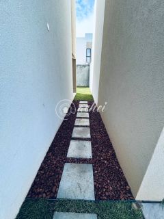Casa de Condomínio 3 suítes à venda em Buraquinho