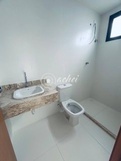 Casa de Condomínio 3 suítes à venda em Buraquinho