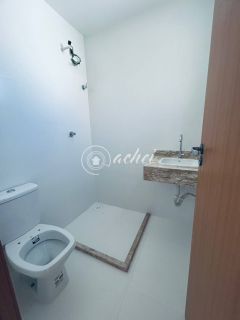 Casa de Condomínio 3 suítes para locação em Buraquinho