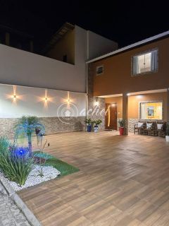 Casa de Condomínio 4/4 semi mobiliada para locação no Bairro Miragem
