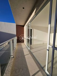 Casa à venda em Buraquinho