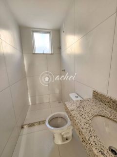 Casa à venda em Buraquinho