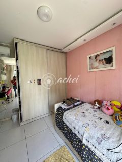 Casa de Condomínio 4/4 nascente à venda em Buraquinho