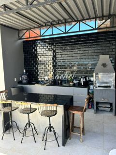Cobertura 3/4 com Área Gourmet em Pitangueiras