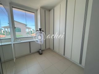 Aluguel 4/4 em Vilas do Atlântico com energia solar
