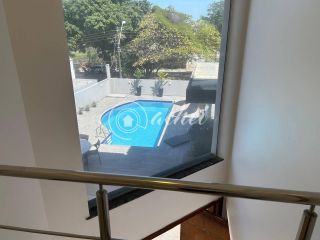 Aluguel 4/4 em Vilas do Atlântico com energia solar