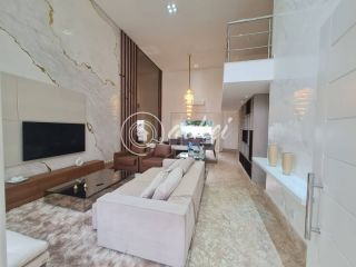 Excelente casa 4/4 em Alphaville