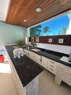Casa Térrea 3/4, sendo 2 suítes- Priscila Dultra Locação em Buraquinho - Energia Solar