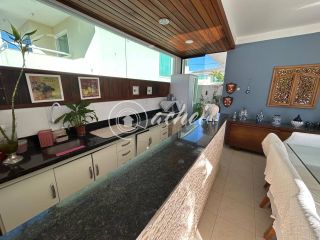 Casa Térrea 3/4, sendo 2 suítes- Priscila Dultra Locação em Buraquinho - Energia Solar