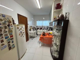 Casa Térrea 3/4, sendo 2 suítes- Priscila Dultra Locação em Buraquinho - Energia Solar