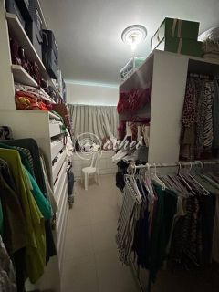 Casa Térrea 3/4, sendo 2 suítes- Priscila Dultra Locação em Buraquinho - Energia Solar