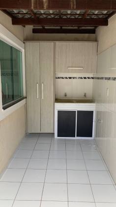 Casa de Condomínio 4/4 nascente à venda no Bairro Vila Praiana