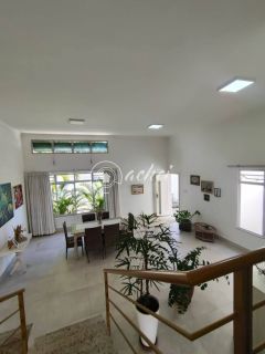 Casa 4/4 com piscina no Eco Vilas