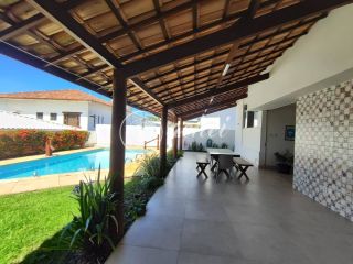 Casa 4/4 com piscina no Eco Vilas