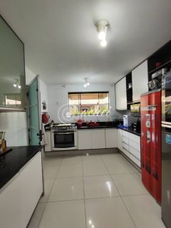 Apartamento térreo  4/4 para alugar em Vilas do Atlântico
