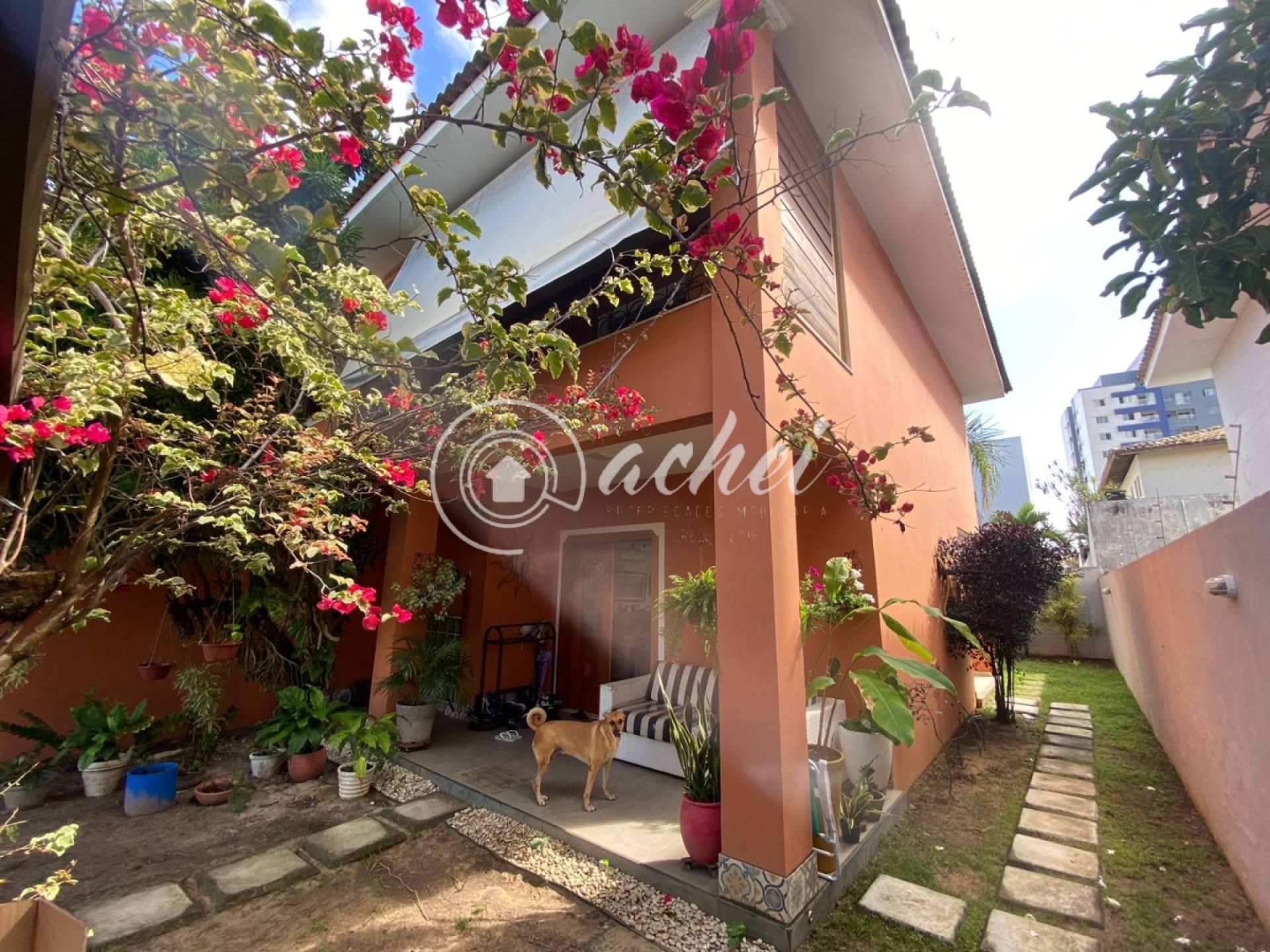 Casa de Condomínio 4/4 para venda no Bairro Miragem - Cond. Jardim do Atlântico