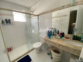 Casa de Condomínio 4/4 para venda no Bairro Miragem - Cond. Jardim do Atlântico