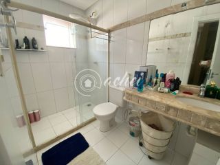 Casa de Condomínio 4/4 para locação no Bairro Miragem - Cond. Jardim do Atlântico
