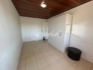 Village 2/4 com dependência completa no Foz do Joanes