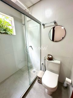 Casa de Alto Padrão à Venda em Busca Vida