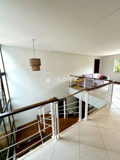 Casa de Alto Padrão à Venda em Busca Vida