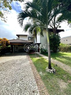 Casa de Alto Padrão à Venda em Busca Vida