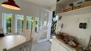 Belíssima casa em Busca Vida