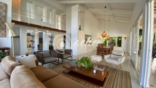 Belíssima casa em Busca Vida