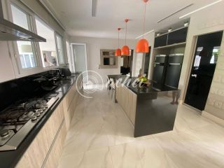 Casa de alto padrão em Vilas do Atlântico