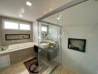 Casa de alto padrão em Vilas do Atlântico