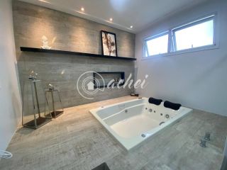 Casa de alto padrão em Vilas do Atlântico