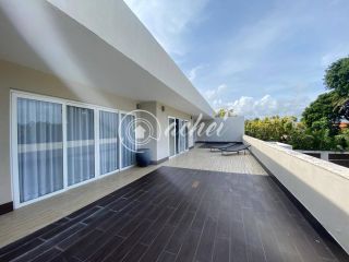 Casa de alto padrão em Vilas do Atlântico