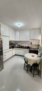 Casa Térrea com Piscina Privativa e Energia Solar – 3/4 em Buraquinho