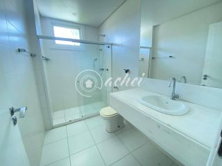 Linda casa à venda no Encontro das Águas