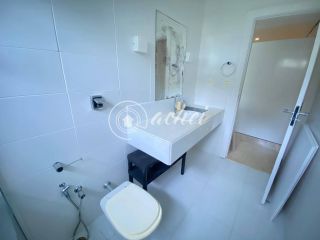 Linda casa à venda no Encontro das Águas