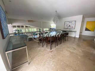 Linda casa à venda no Encontro das Águas