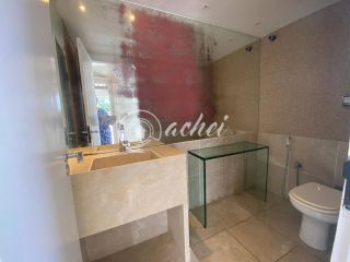 Linda casa à venda no Encontro das Águas