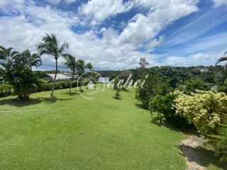 Linda casa à venda no Encontro das Águas